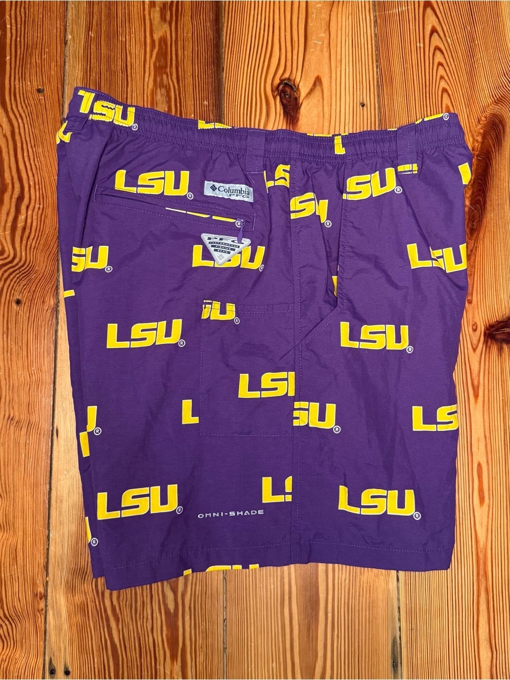 Columbia PFG LSU Tigers Shorts Mens Medium Purple Backcast NWOT - Picture 11 of 14